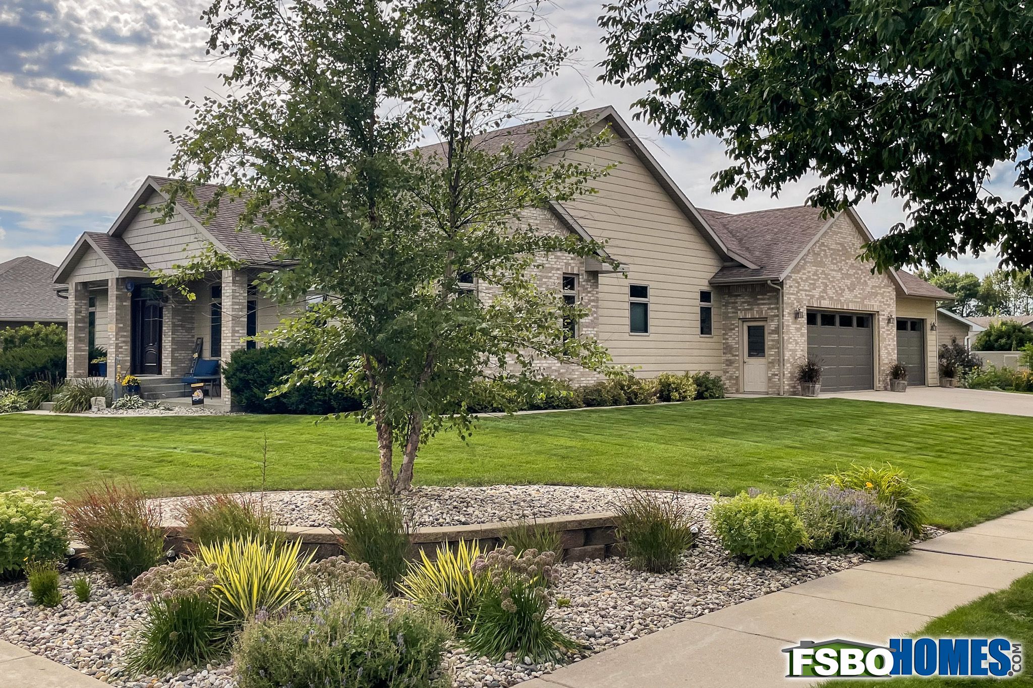 611 Summit Pass, Brookings, SD, Image 0