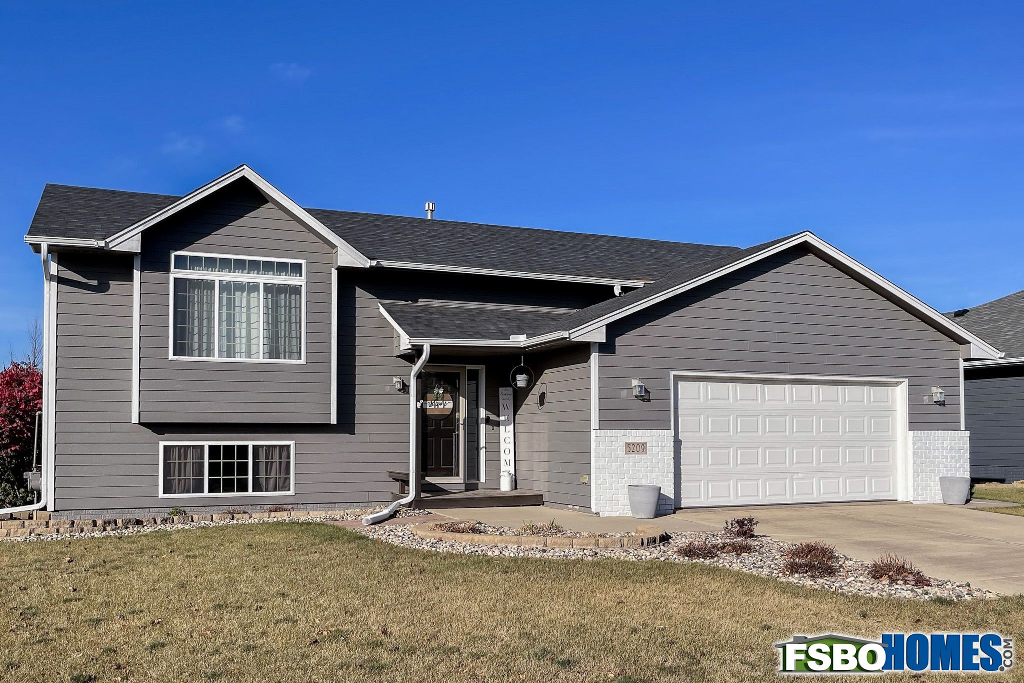 5209 S Donegal Ave, Sioux Falls, SD, Image 0