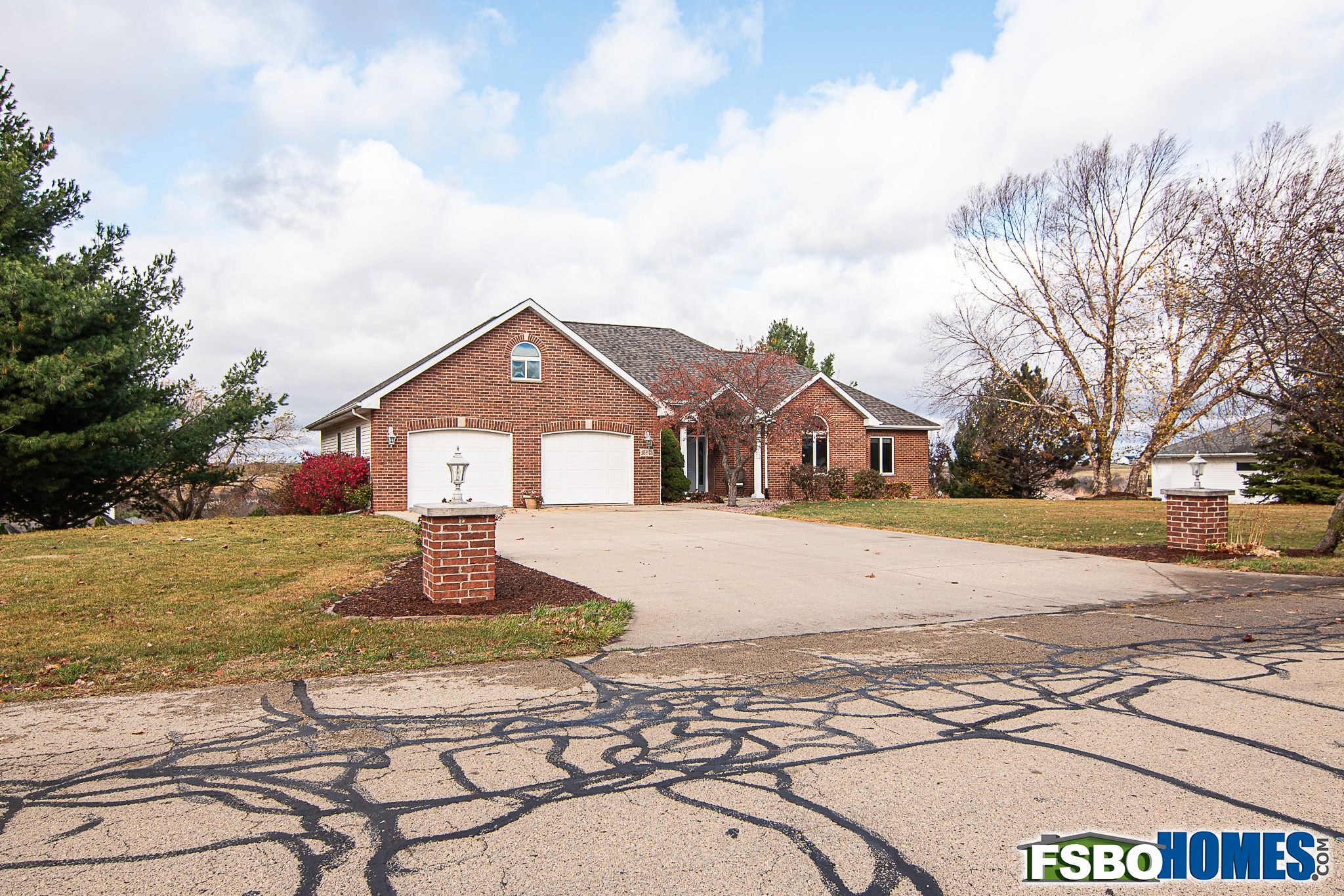 15807 Woodmoor Drive, Dubuque, IA, Image 38