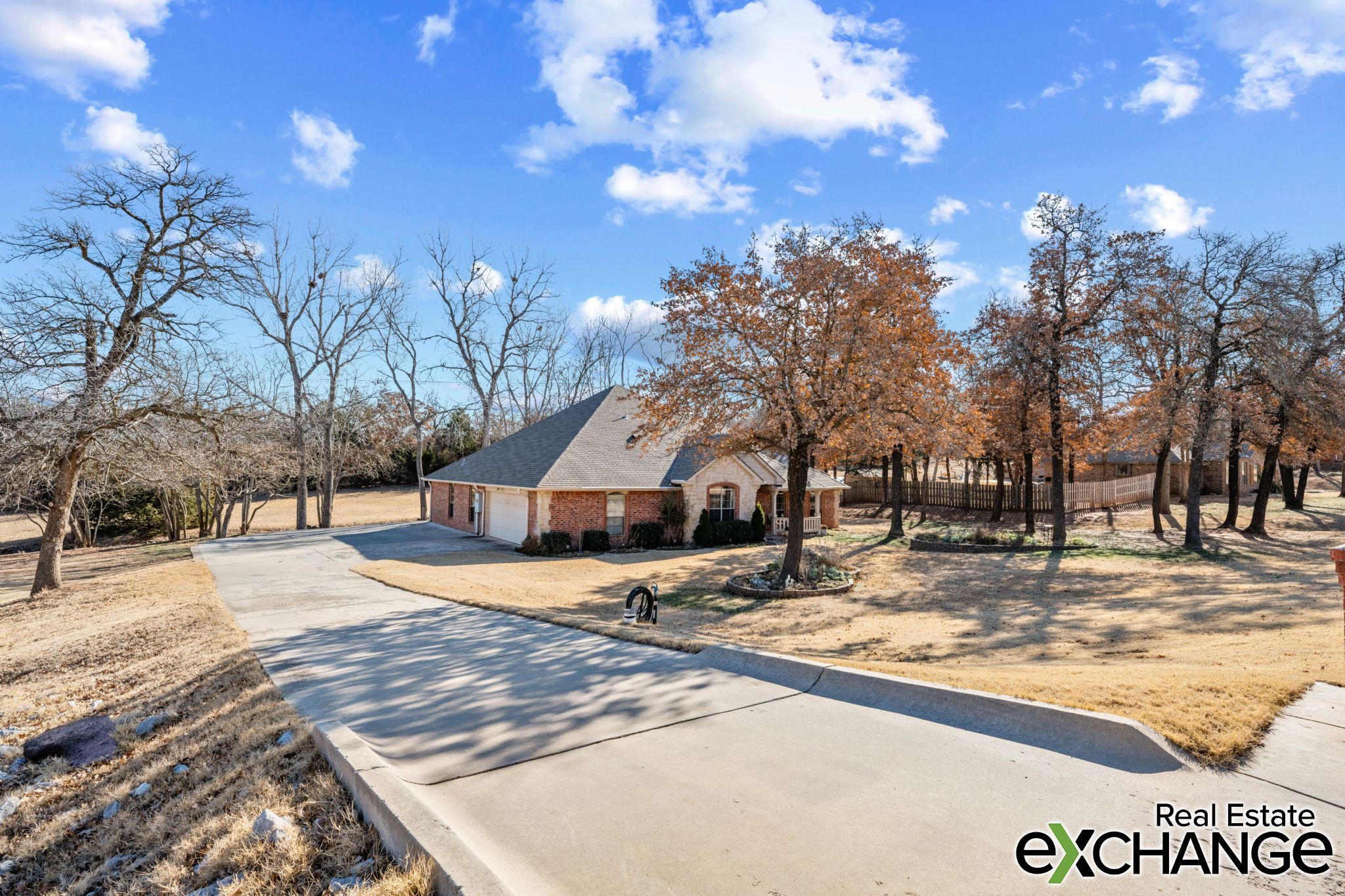 10650 Hunters Pointe, Edmond, OK, Image 1