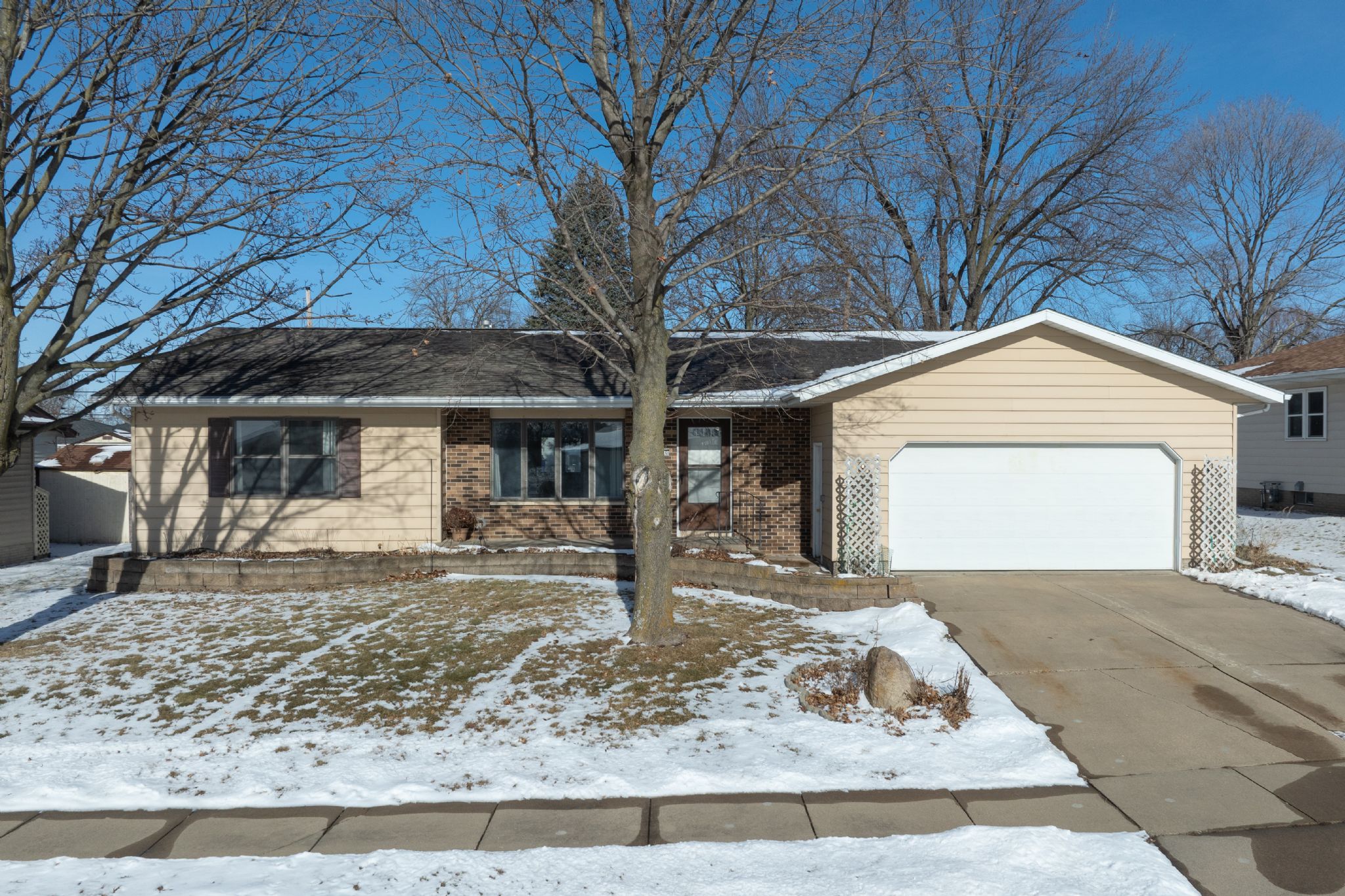 1630 17th Ave, Marion, IA, Image 1